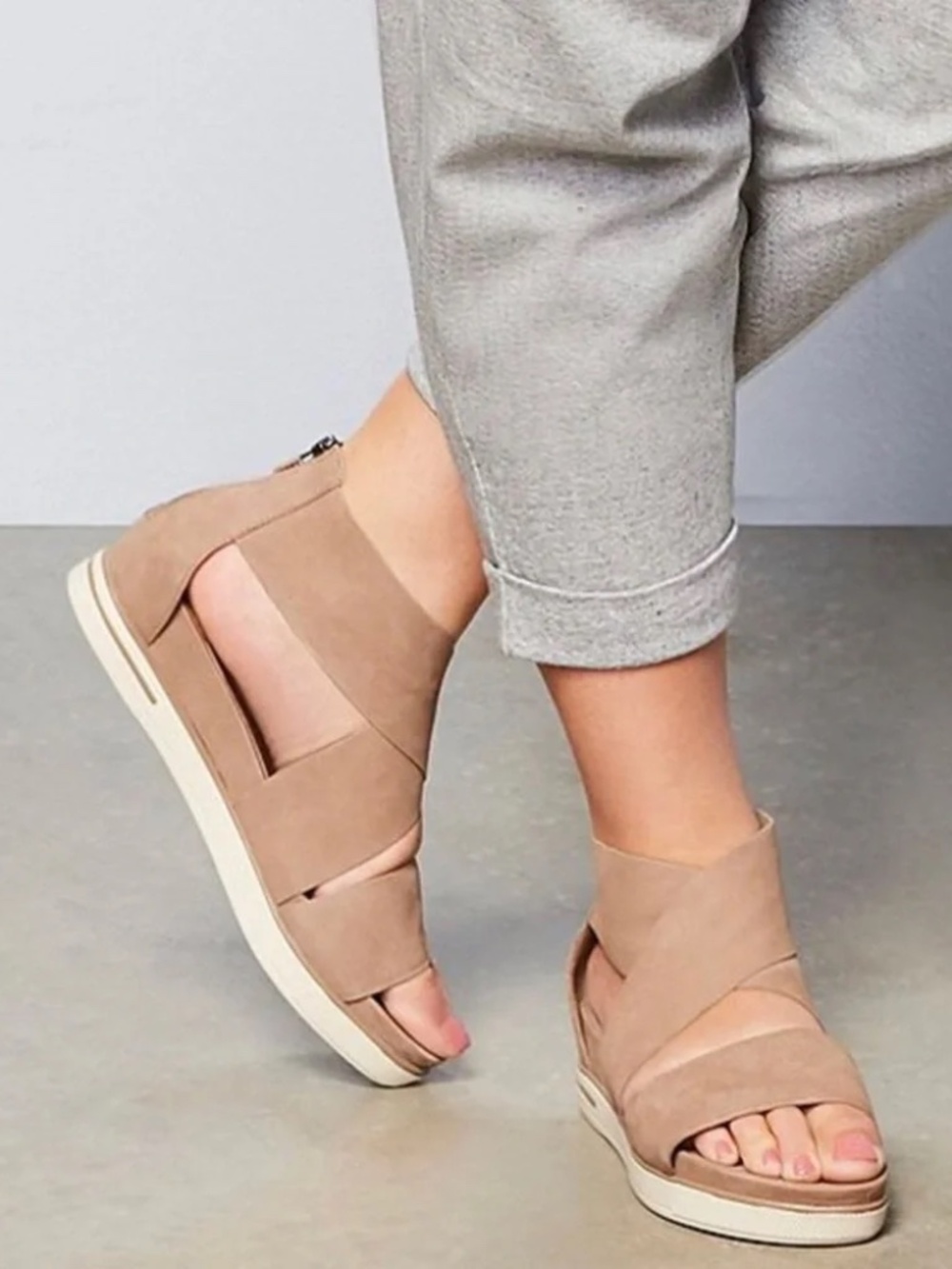 Eileen Fisher - Sport Tumbled Leather Sneaker Sandal - Tan - 8